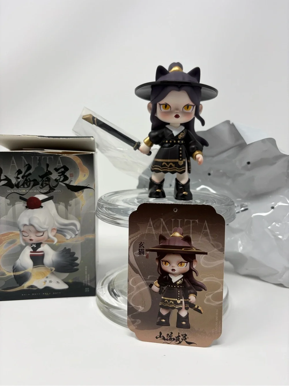 ANITA BLACK CAT tnt space MOUNTAIN AND SEAS HAVE SPIRIT Series Vinyl Figure